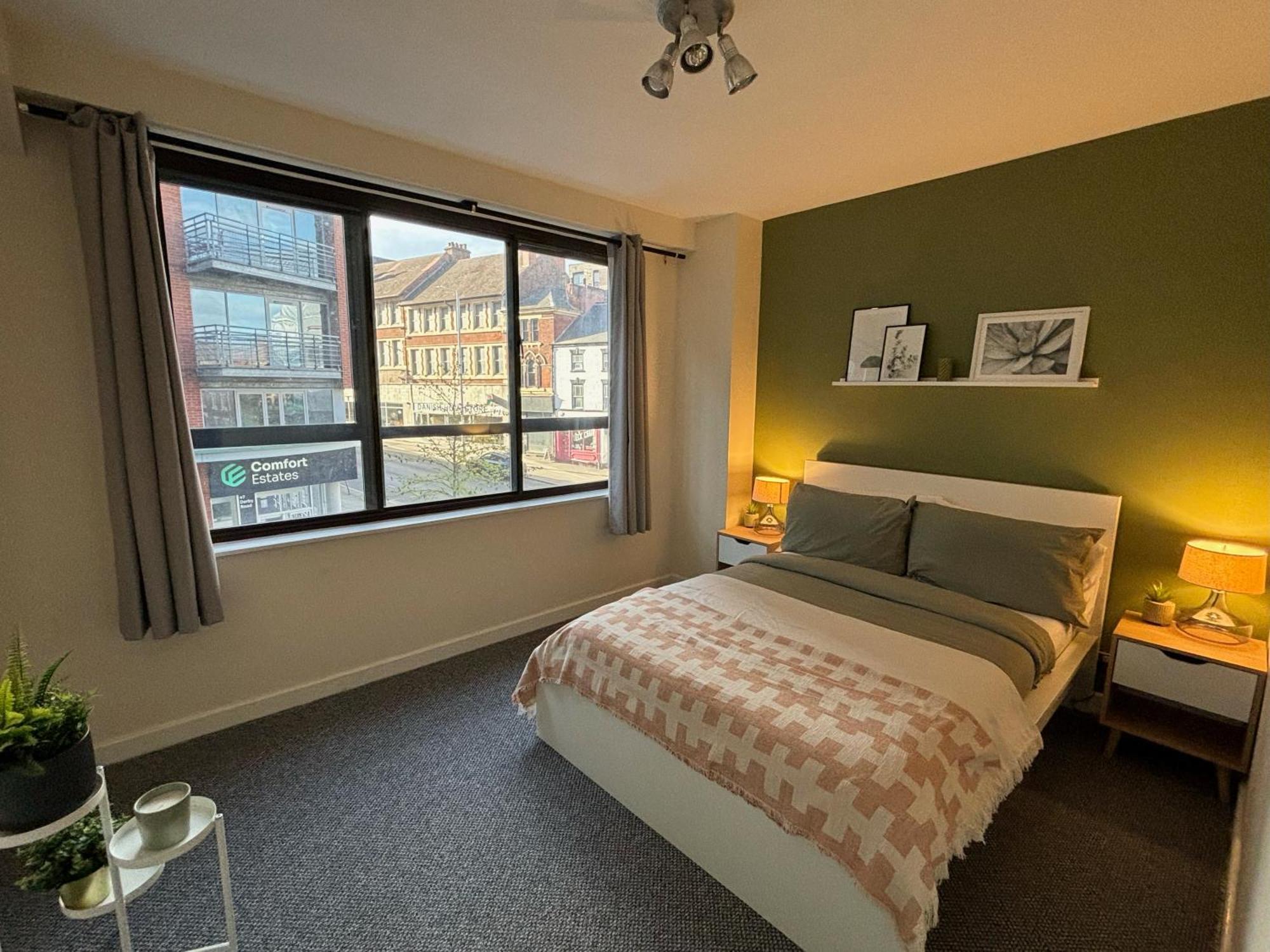 Modern 2 Bdr Flat In Nottingham City Centre With Free Parking Exterior foto